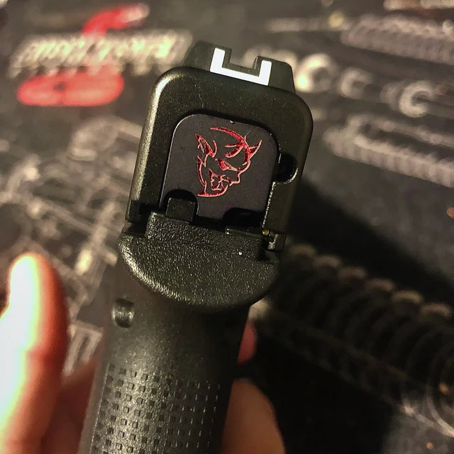Dodge Hellcat logo engraved on a Compact glock backplate